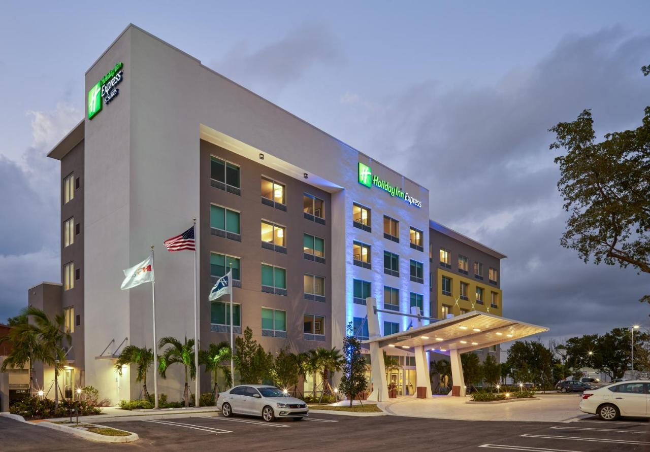 Holiday Inn Express Doral Miami By Ihg Extérieur photo