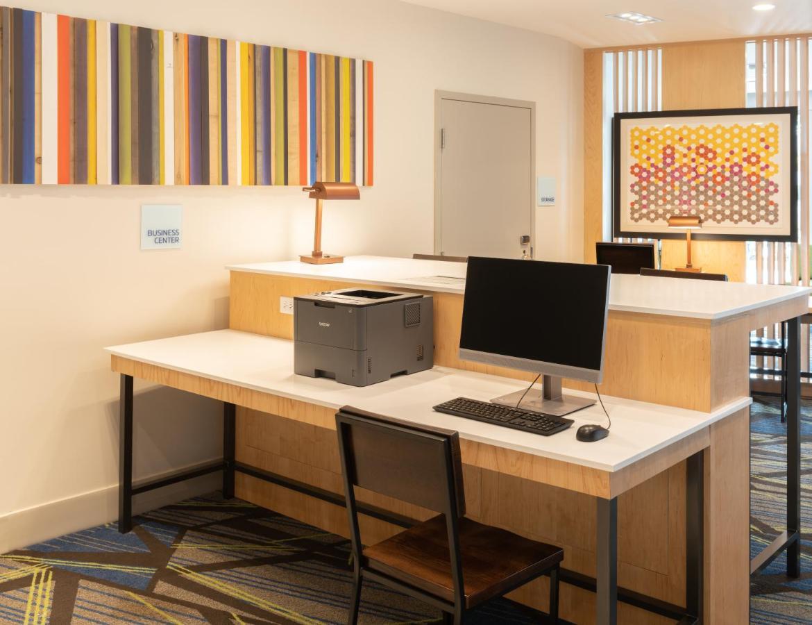 Holiday Inn Express Doral Miami By Ihg Extérieur photo