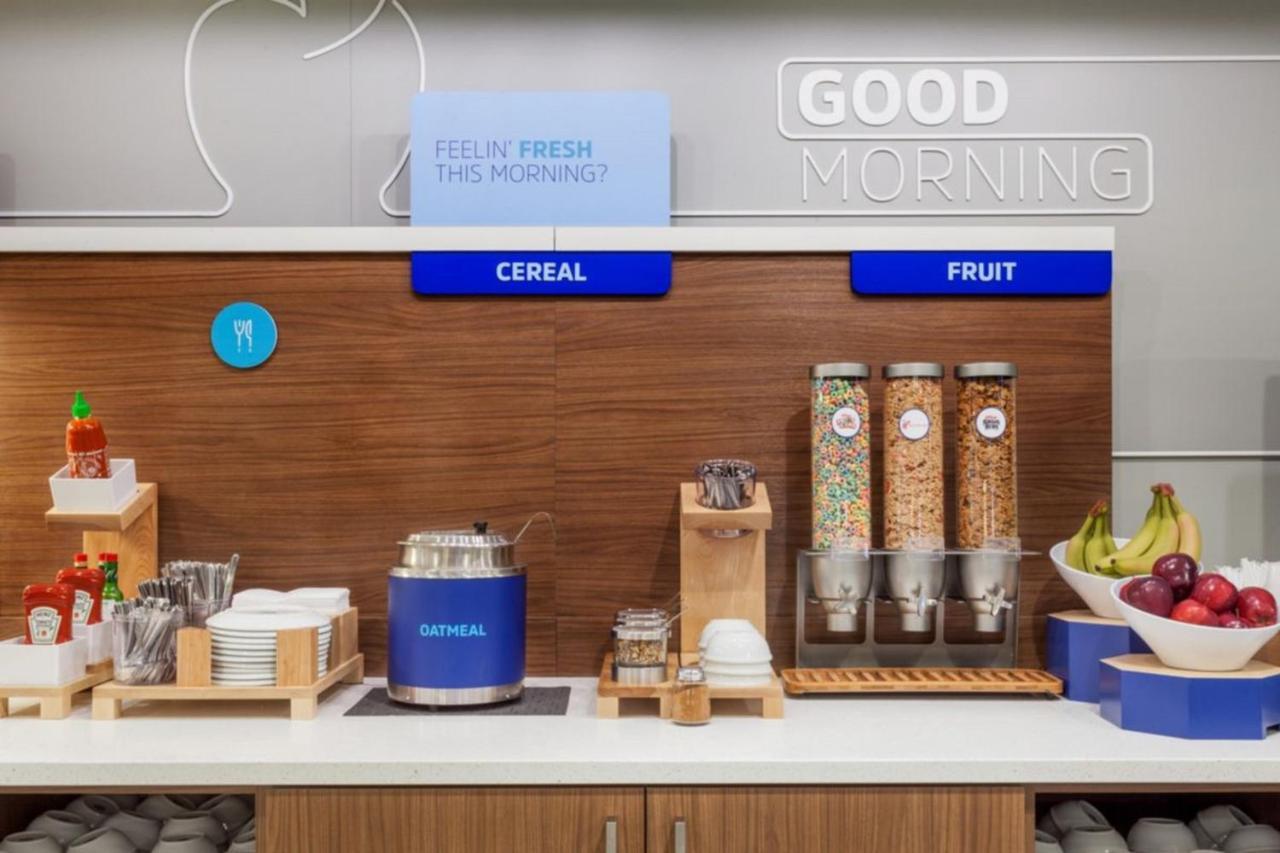 Holiday Inn Express Doral Miami By Ihg Extérieur photo